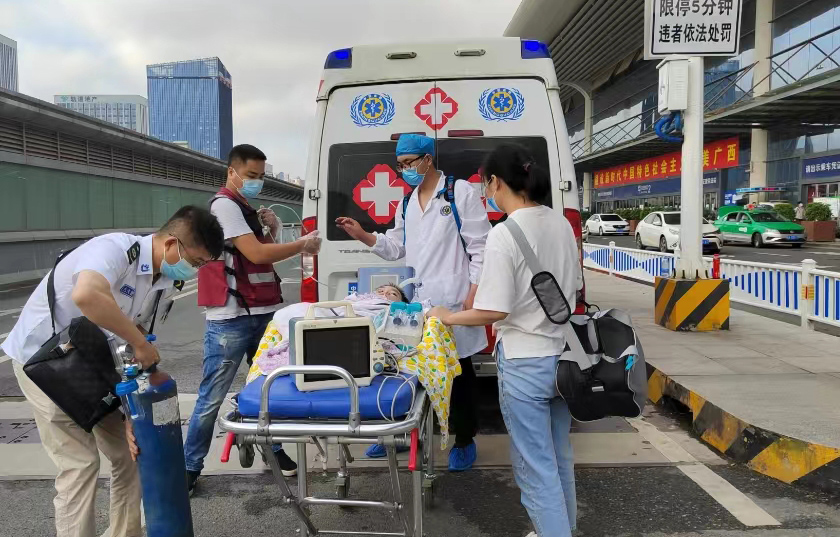 青冈县救护车出租公司