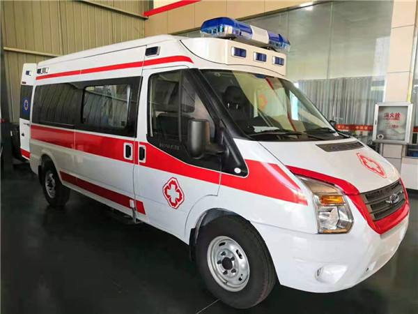 青冈县福特V362救护车